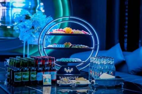 无锡夜场招聘按天结,无锡夜总会职场新舞台,就业好“薪”情