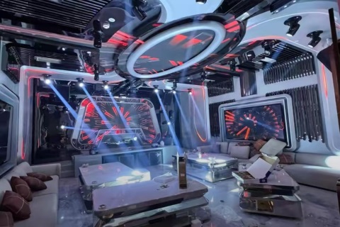 甘南KTV夜场正在招聘公司,很有名气酒吧招聘酒水服务员